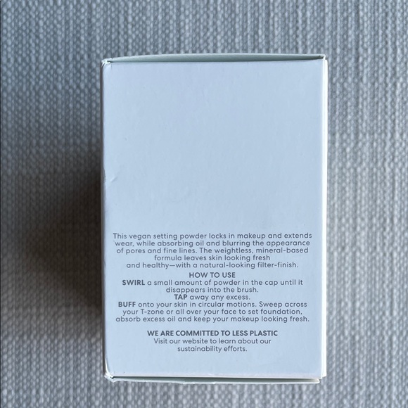 bareMinerals Deluxe Original Mineral Veil Loose Setting Powder - Translucent - Picture 9 of 16